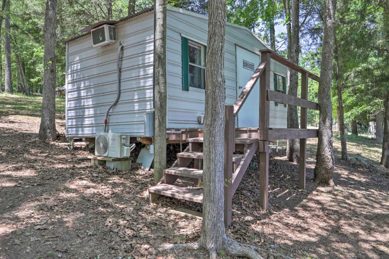House With Dock And Slide Situated On Lake Sinclair! Sparta Esterno foto